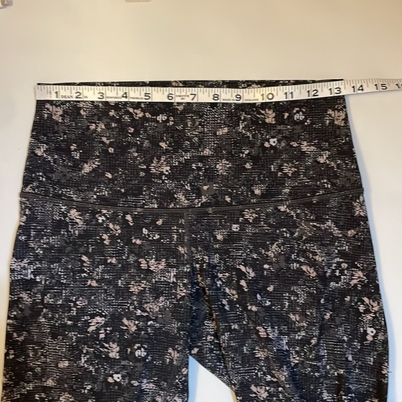 Lululemon Align Crop 21" Equalized Multi size 8 - Picture 14 of 15